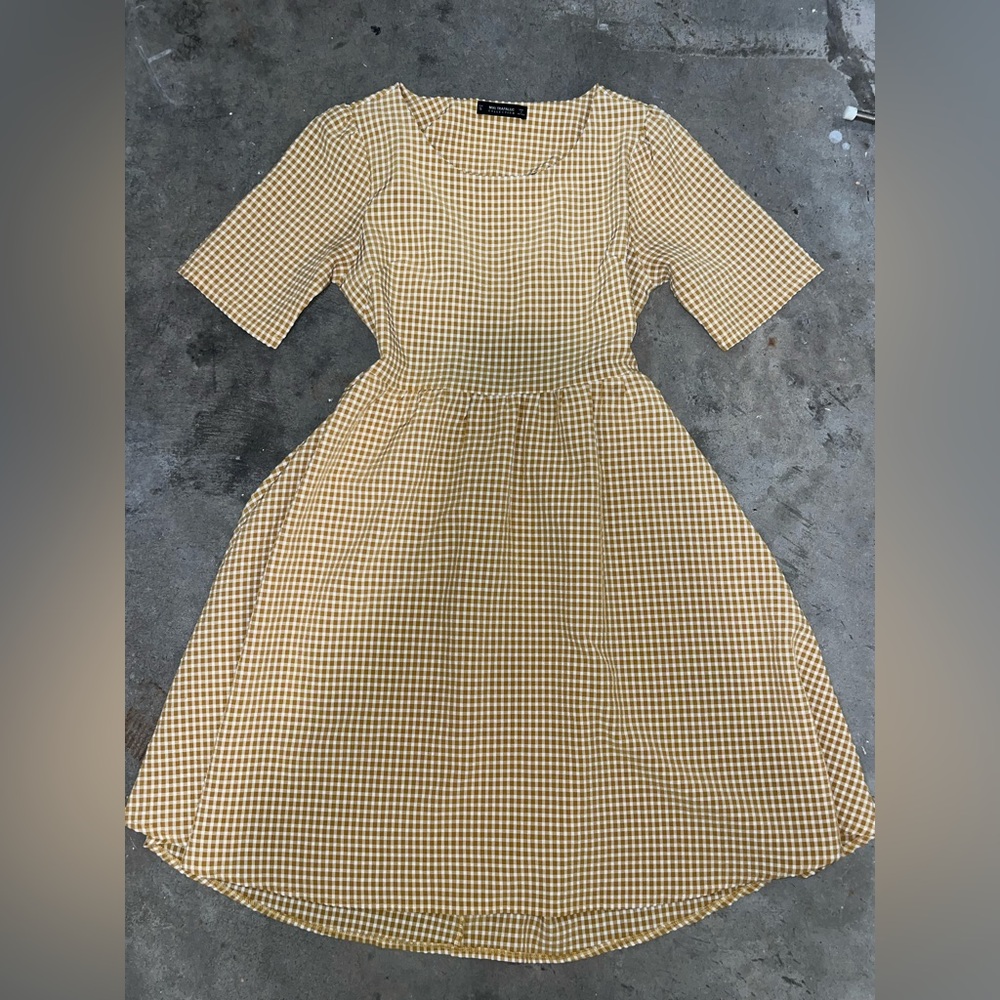 Elegant Mustard Checkered Midi Dress
